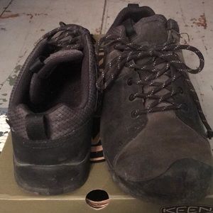 Men’s Keen shoes